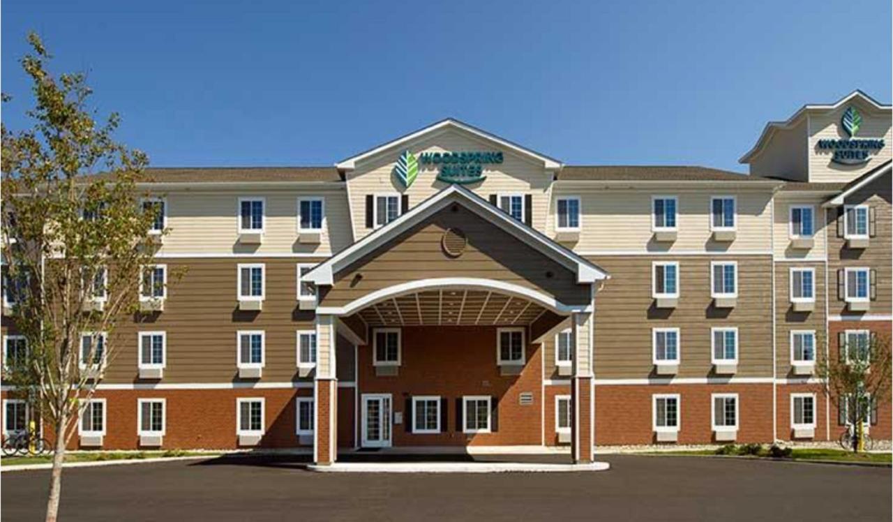 Woodspring Suites Allentown Exterior photo
