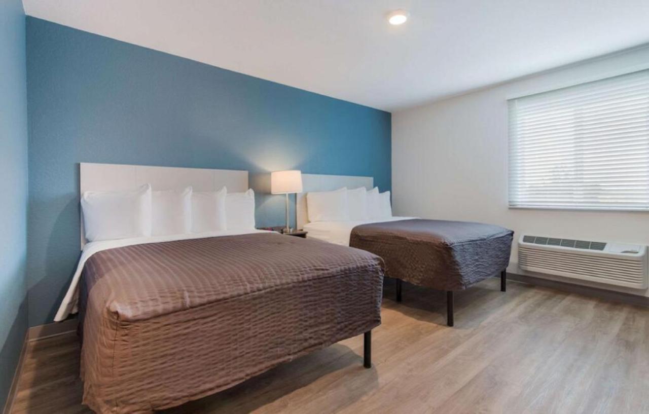 Woodspring Suites Allentown Exterior photo