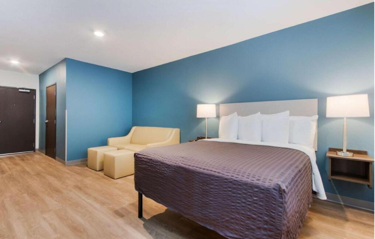 Woodspring Suites Allentown Exterior photo