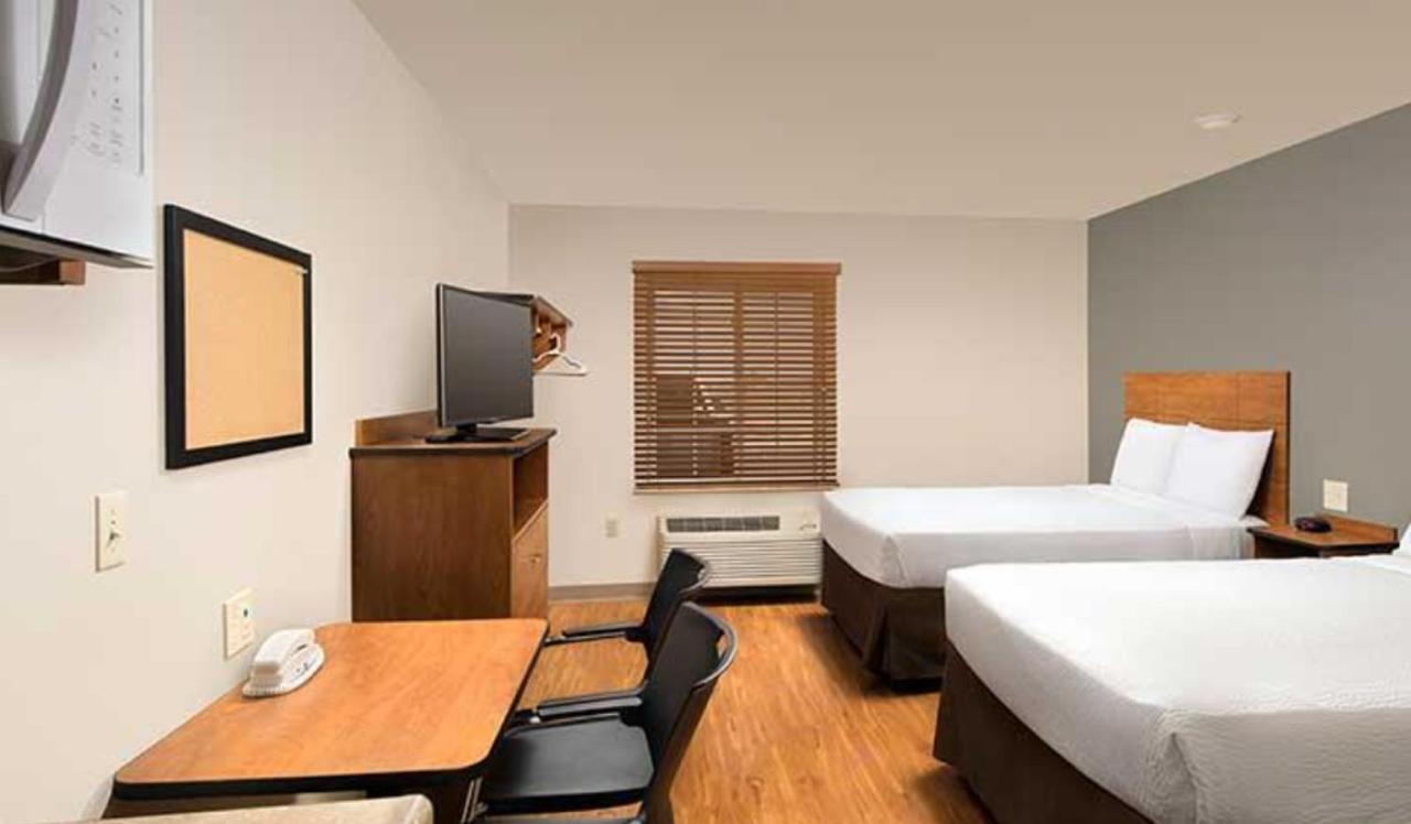 Woodspring Suites Allentown Exterior photo