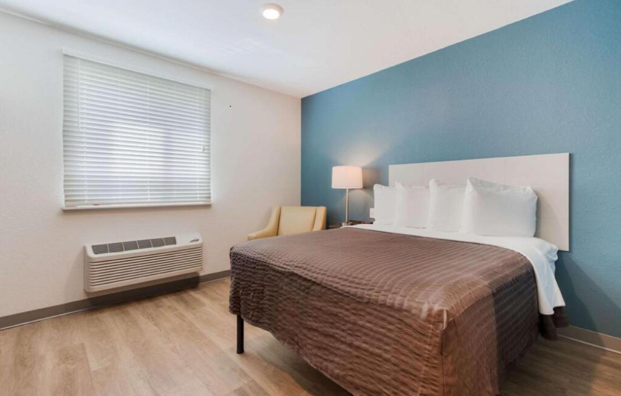 Woodspring Suites Allentown Exterior photo