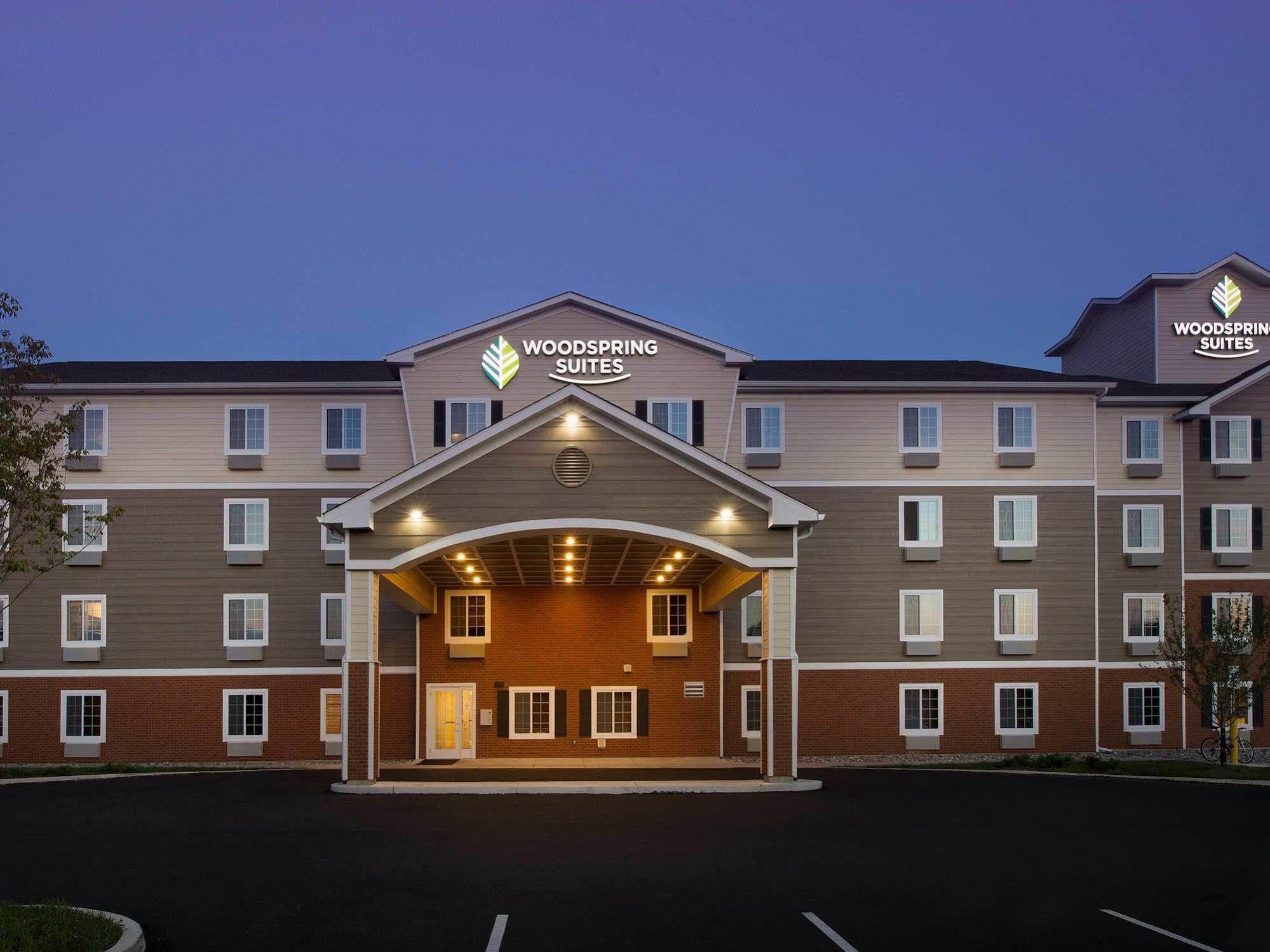 Woodspring Suites Allentown Exterior photo